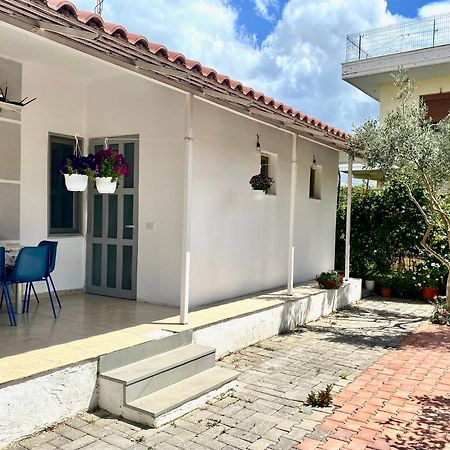 Mateo Villa Vlore Luaran gambar